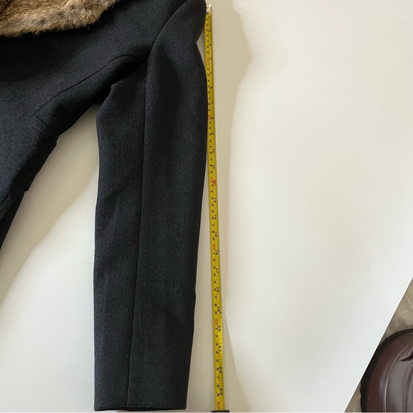 10 Crosby Derek Lam Coat SZ 6 Gray EUC Rerail $900 - Picture 8 of 12